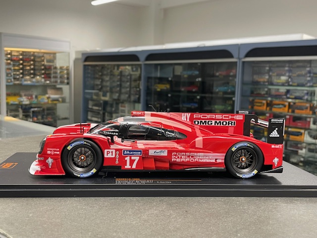 Porsche 919, 1:18 IXO - Image 2