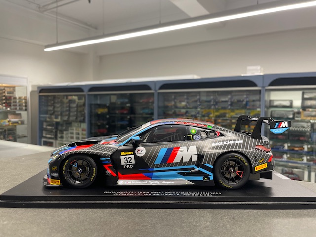 BMW M4 GT3, 1:18 Spark - Image 4