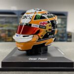 Oscar Piastri helmet, 1:5 Spark