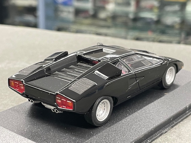 Lamborghini Countach, 1:43 Minichamps - Image 3