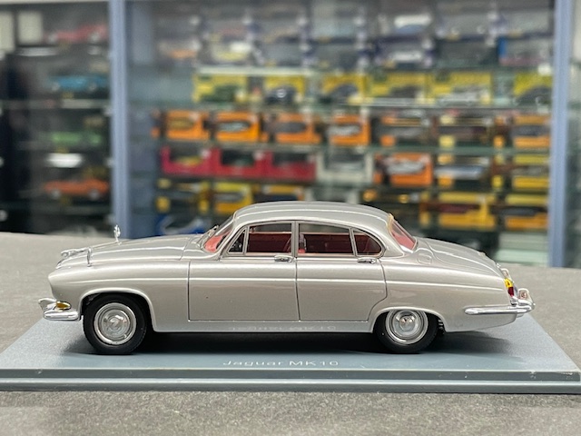 Jaguar mark X, 1:43 NEO - Image 2