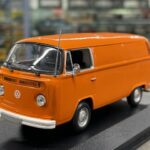 Volkswagen T2, 1:43 Maxichamps