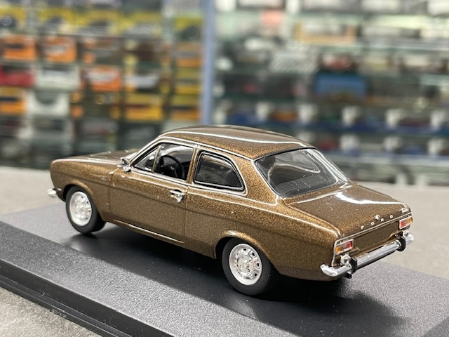 Ford Escort, 1:43 Maxichamps - Image 2