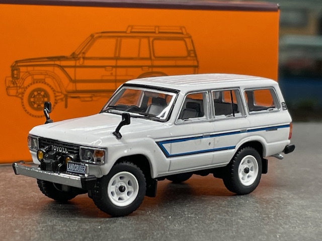 Toyota Land Cruiser, 1:64 GCD - Image 2