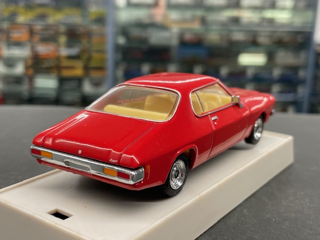Holden HQ Monaro, 1:43 Trax - Image 2
