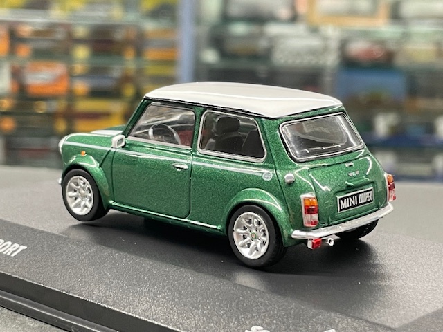 Mini Cooper 1.3i, 1:43 Solido - Image 2