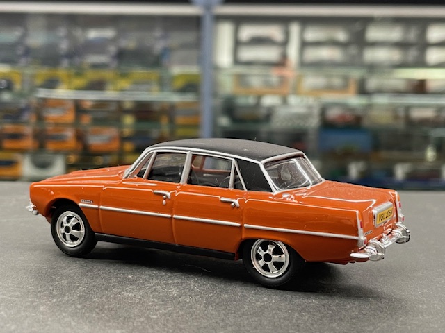 Rover 3500S, 1:43 Vanguards - Image 2