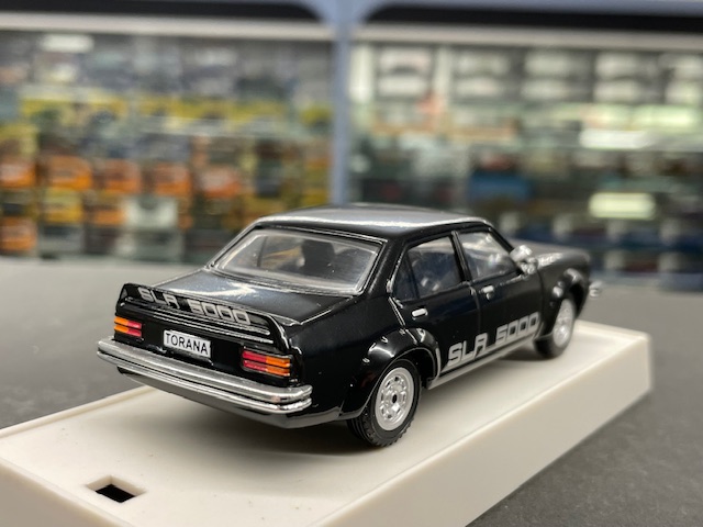 Hlden LX Torana, 1:43 Trax - Image 2