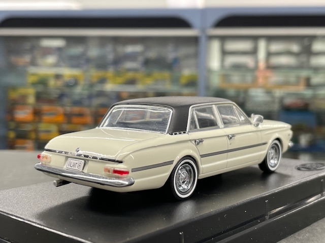 Valiant AP6, 1:43 Trax - Image 2