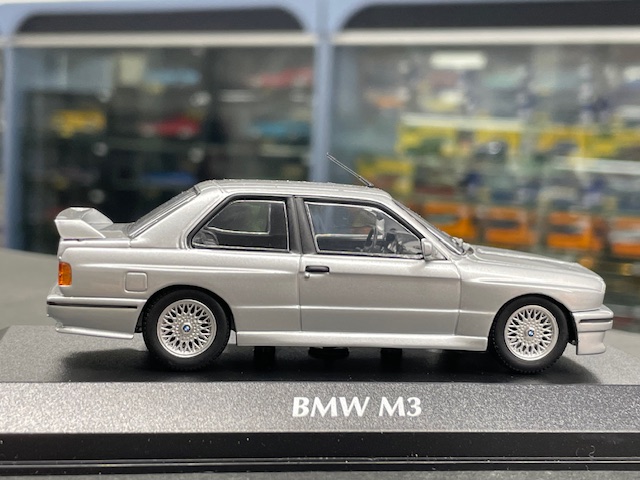 BMW M3, 1:43 Maxichamps - Image 3