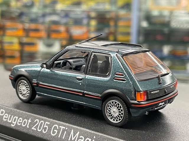 Peugeot 205 GTI, 1:43 Norev - Image 2