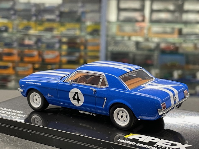 Ford Mustang, 1:43 Apex - Image 2