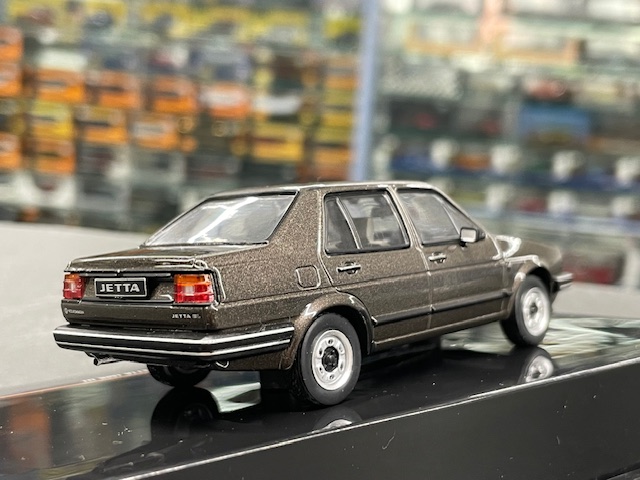 Volkswagen Jetta, 1:43 IXO - Image 2