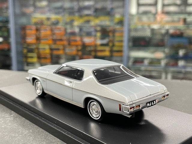 Holden HJ Monaro, 1:43 Trax - Image 2