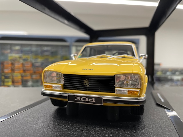 Peugeot 304 S Coupe, 1:18 OTTO - Image 2