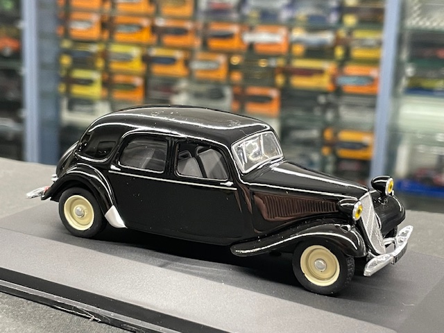 Citroen 11 CV, 1:43 Odeon - Image 3
